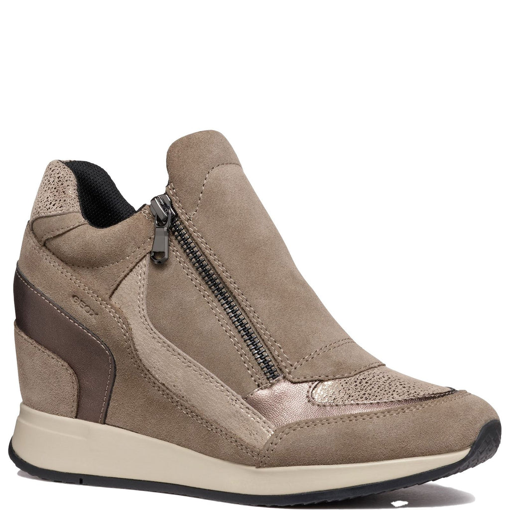 Geox D Nydame A Women's Plaform Fashion Trainers