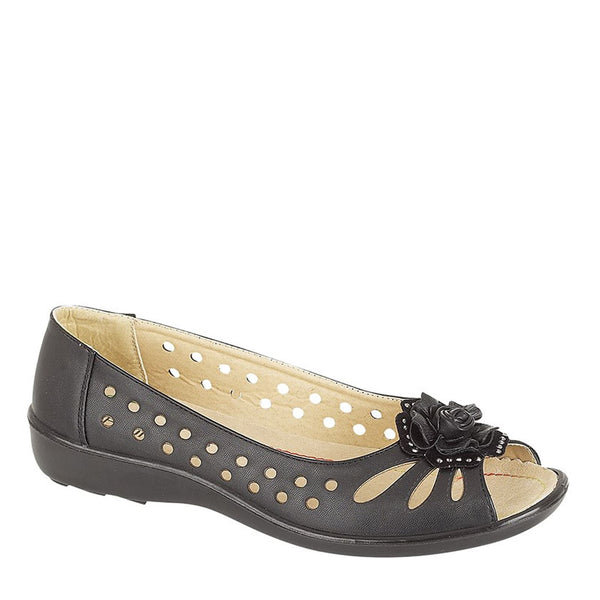 Boulevard L 515 Punched Open Toe Flower Sandals