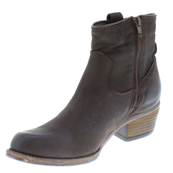 Wrangler Carson Ring Leather Ladies Chelsea Ankle Zip Boots