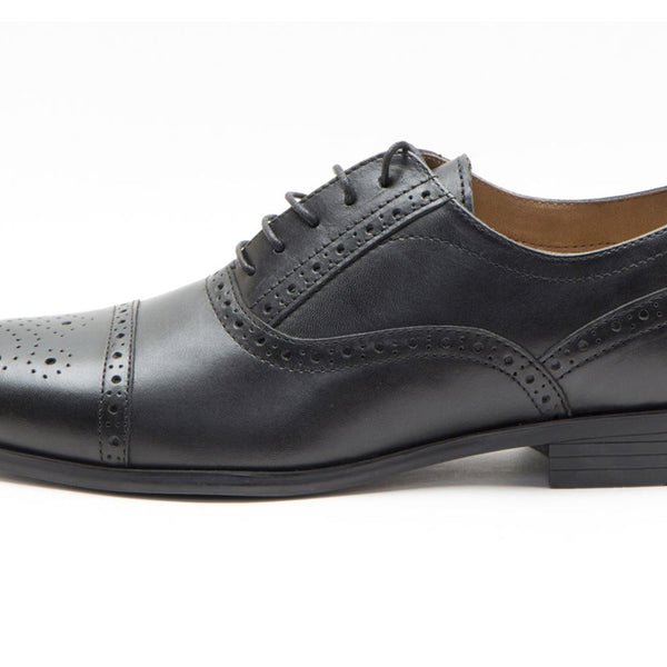 Red Tape Crick Hartwell Mens Lace Up Brogue 5 eye Leather Shoes